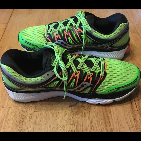 saucony triumph 11.5 prezzo basso